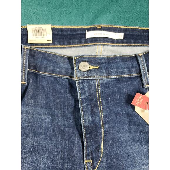 Levis Jeans Size 18 Short Womens Blue Pants Denim Classic Mid Rise Skinny NWT - Picture 10 of 16